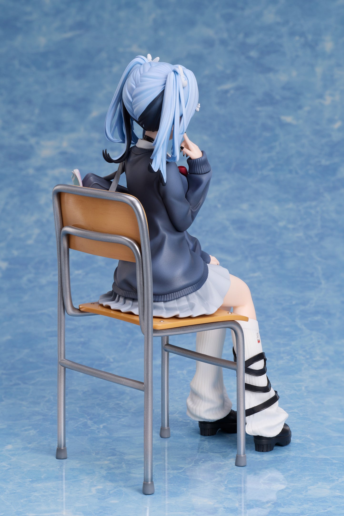 10-09-2025 A・DIMENSION - 1/7 VTuber 新兎わい 制服Ver. Y15800 PVC