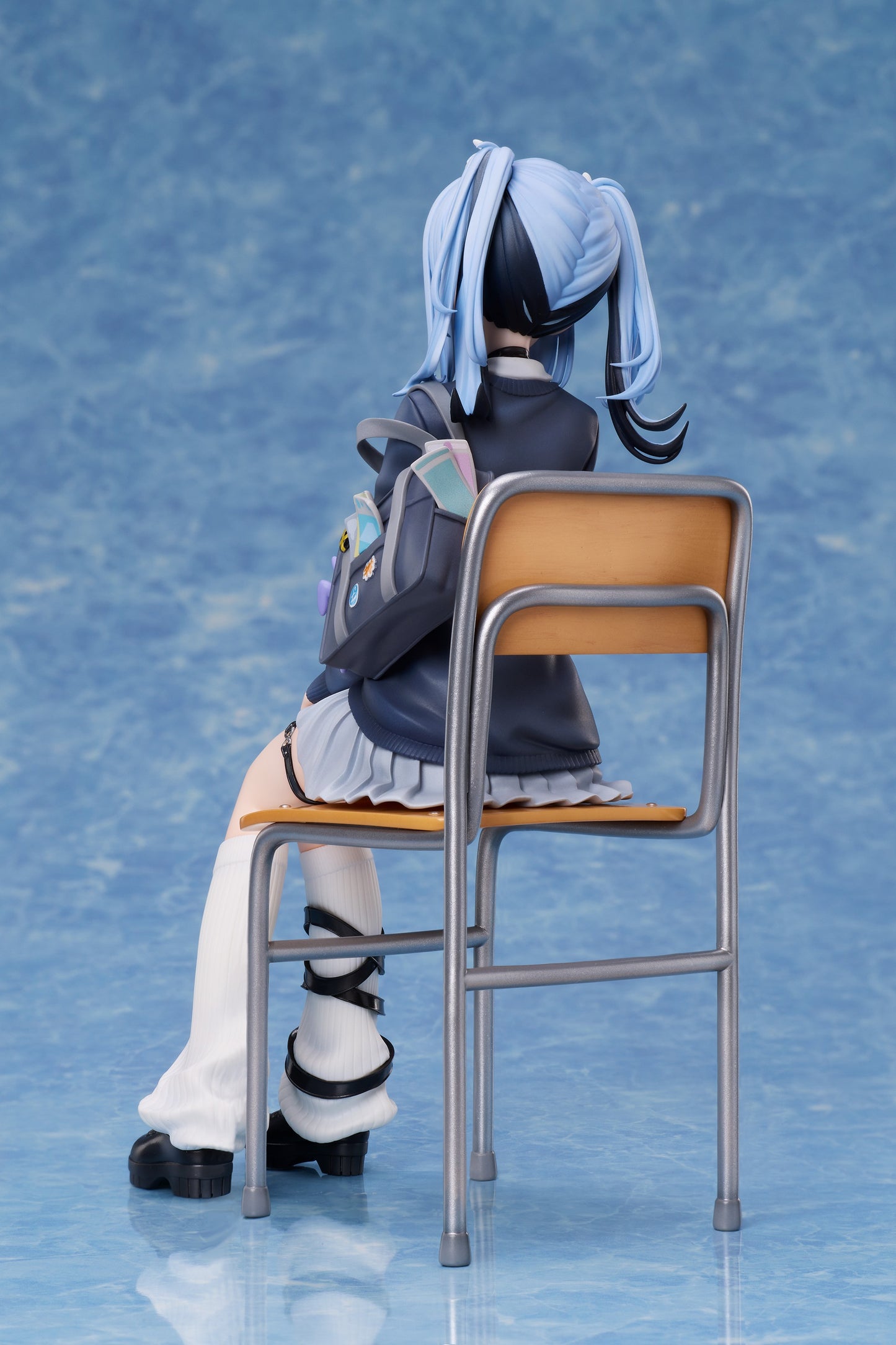 10-09-2025 A・DIMENSION - 1/7 VTuber 新兎わい 制服Ver. Y15800 PVC