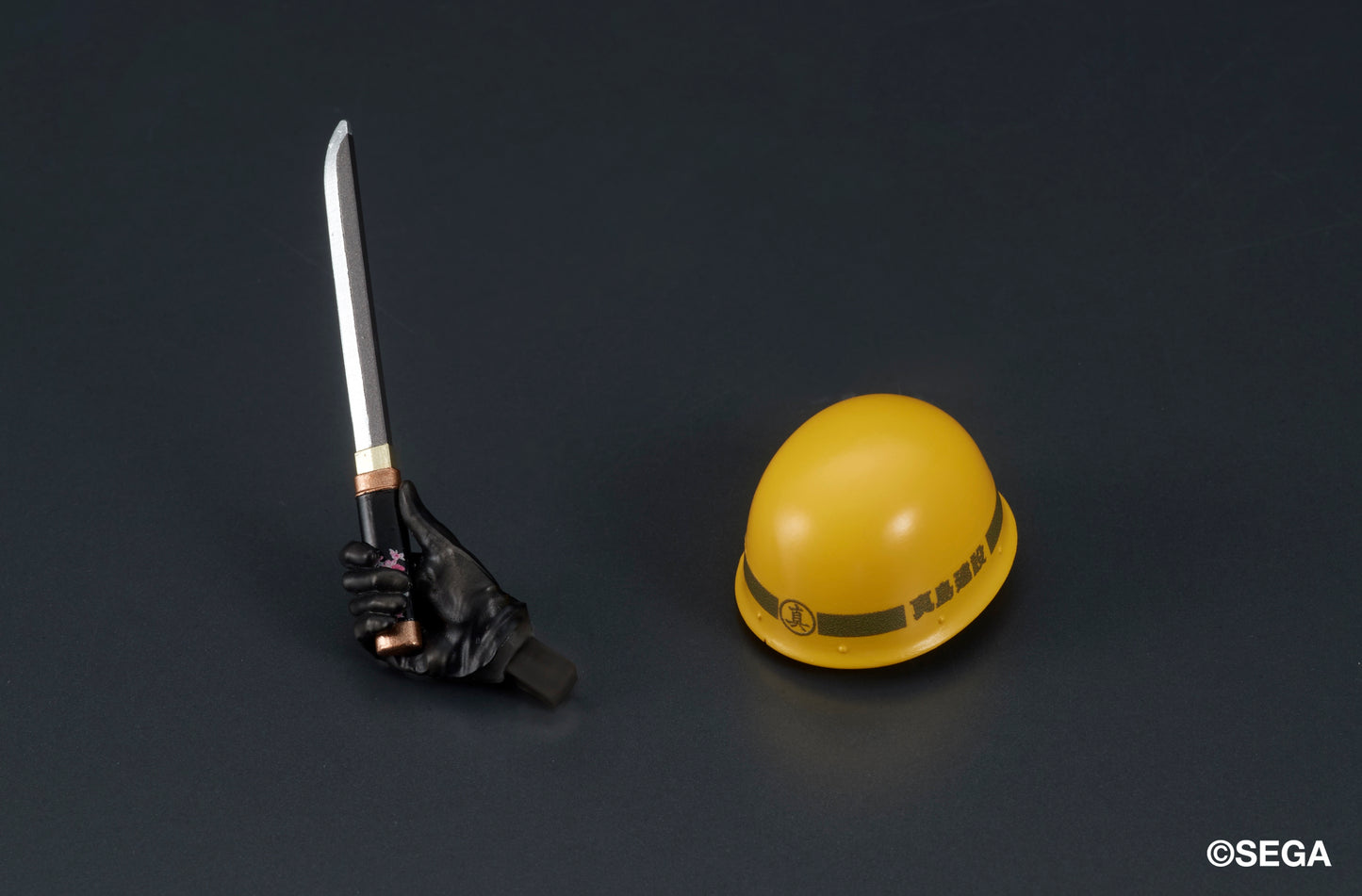 25-06-2025 DIG Co. - DIGSTA《人中之龍》真島吾朗 (再販) Y8600 PVC