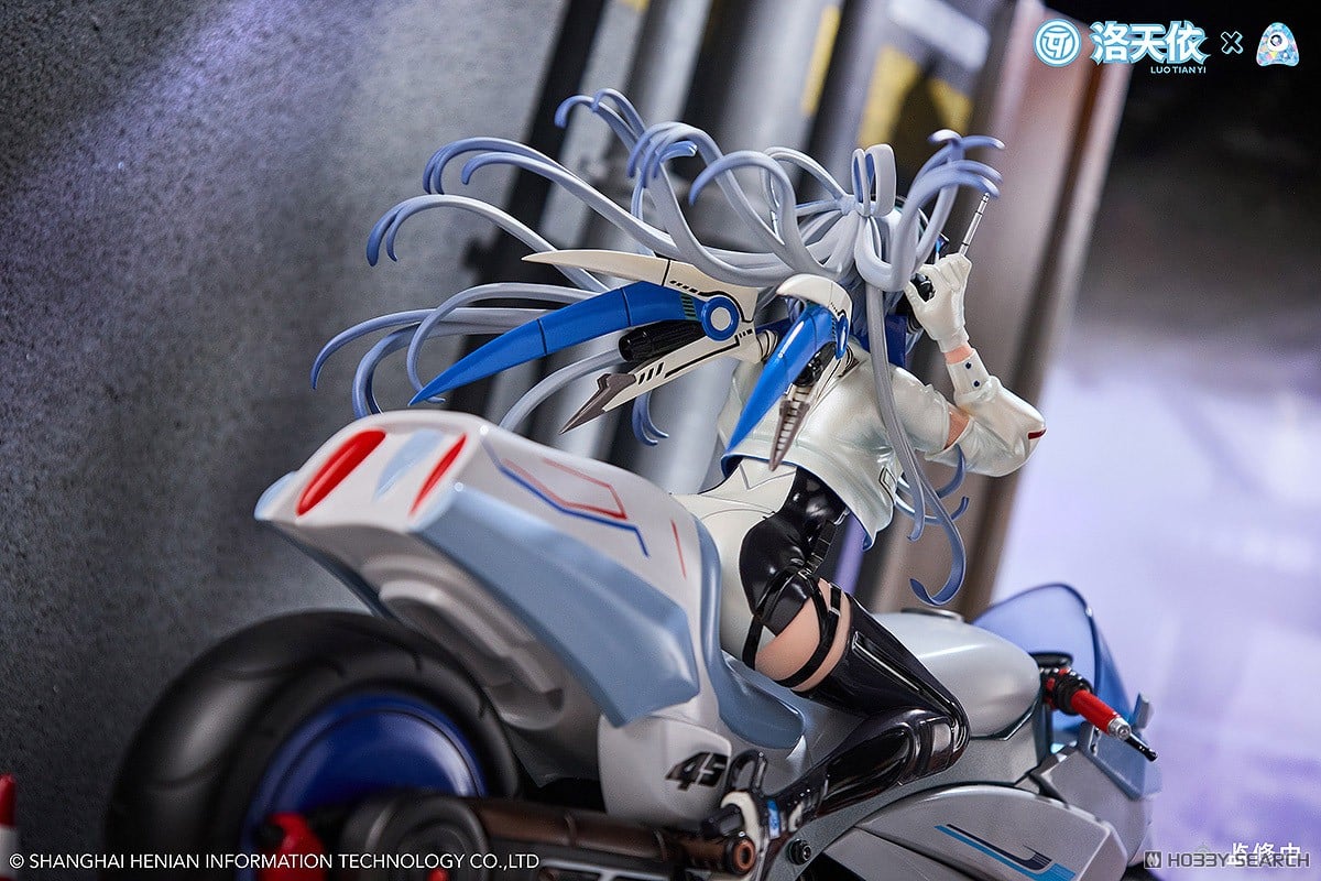 07-01-2026 A・DIMENSION - 1/7《Vsinger》永恆系列 洛天依 復古未來風暴車手Ver. Y27000 PVC
