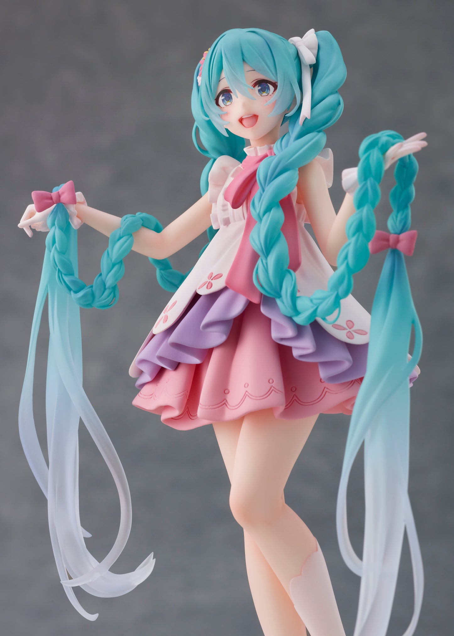 27-01-2025 TAITO - Character Vocal Series 01: Hatsune Miku Wonderland Figure - Rapunzel Y2300 PVC