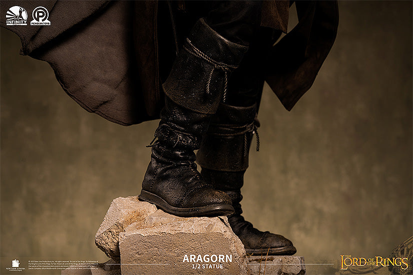 15-02-2024 JPY550000  Infinity Studios x Penguin Toys Lord of the Rings - 1-2 Aragorn