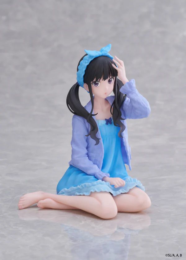 14-04-2025 TAITO - Lycoris Recoil 《Lycoris Recoil 莉可麗絲》Desktop Cute Figure - Takina Inoue 井之上瀧奈(Roomwear Ver.) ~居家服造型~Y2100 PVC