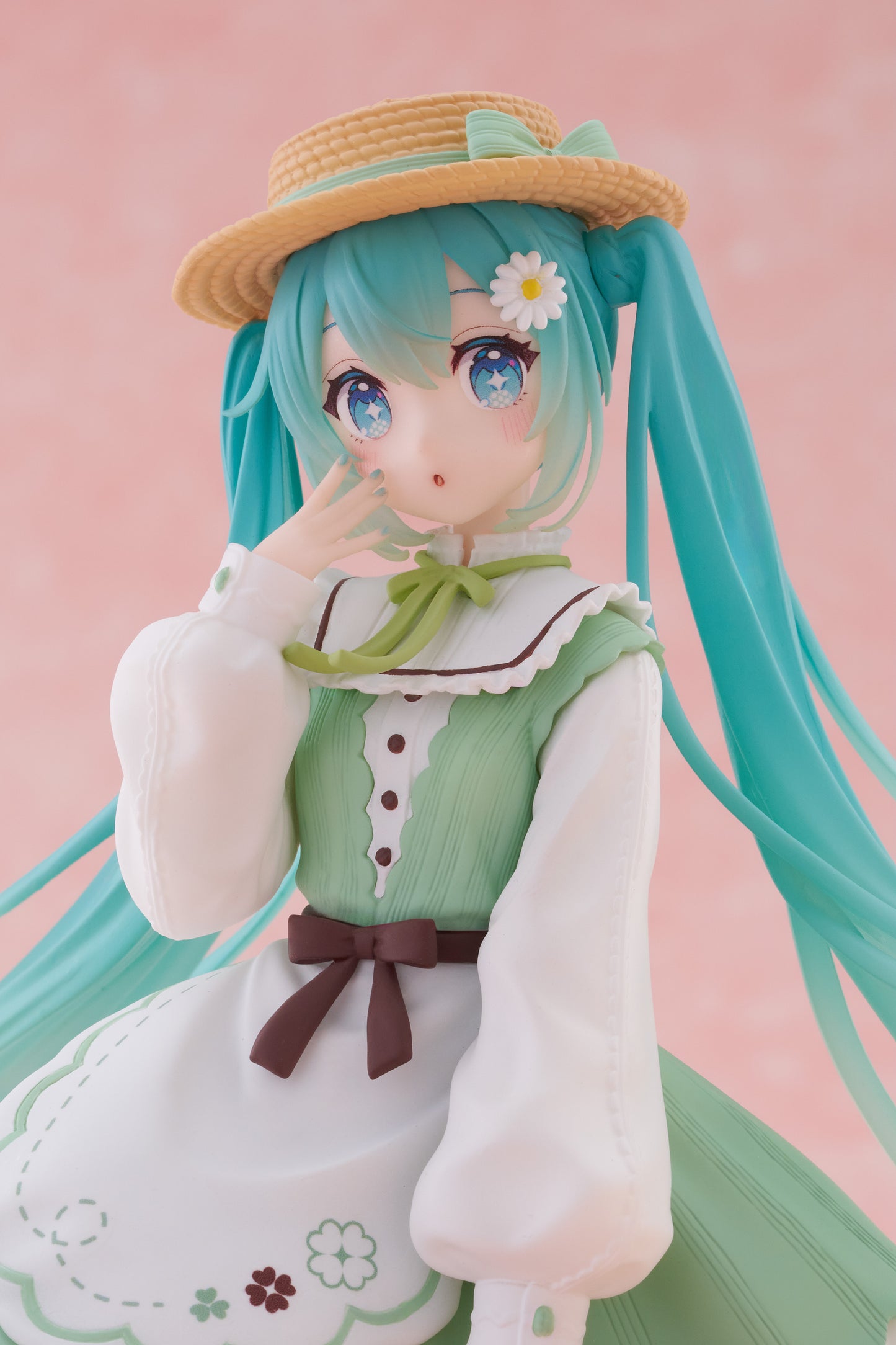 07-01-2025 TAITO - 初音未來 Figure - Fashion (Country Ver.) Y2100 PVC