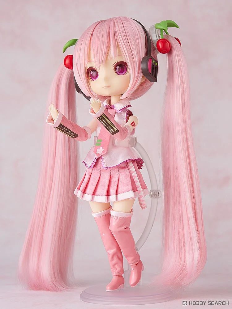 09-04-2025 Good Smile - Character Vocal Series 01: Hatsune Miku Harmonia humming Sakura Miku Y27273 PVC