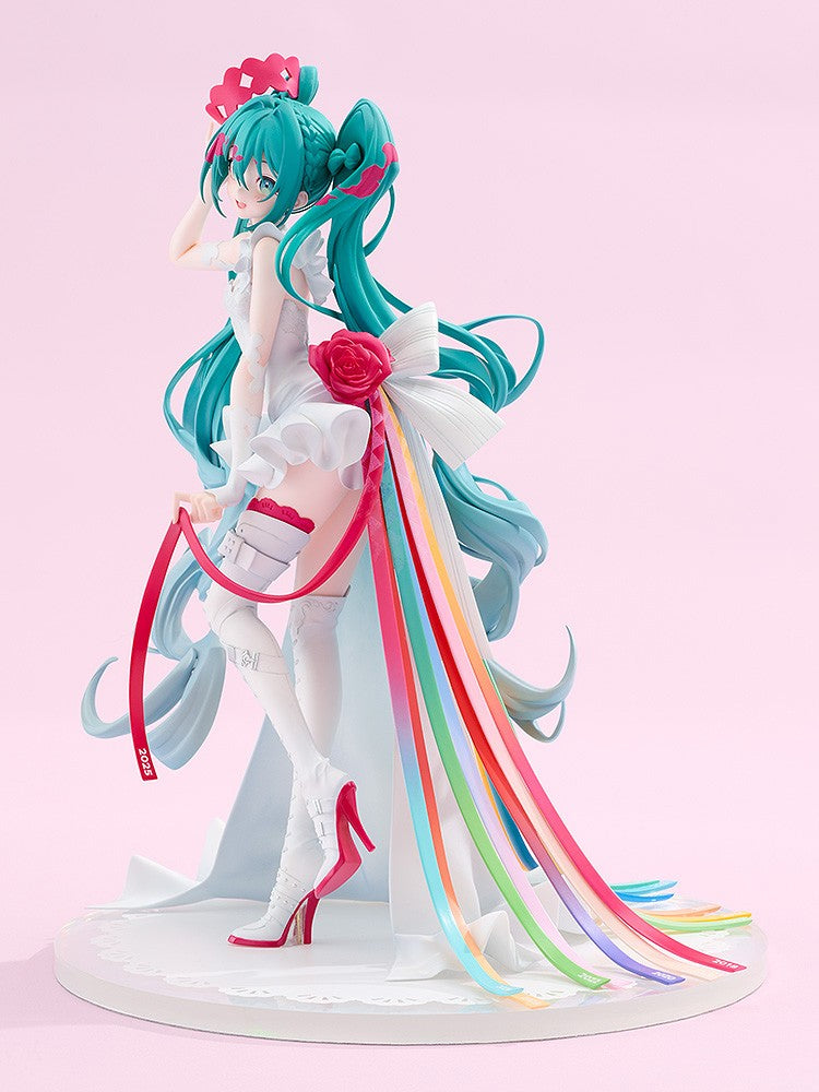 26-08-2026 Good Smile - 1/7 G.S. Collection 賽車未來 15th "Rhapsody" 2010-2025 Y27273 PVC