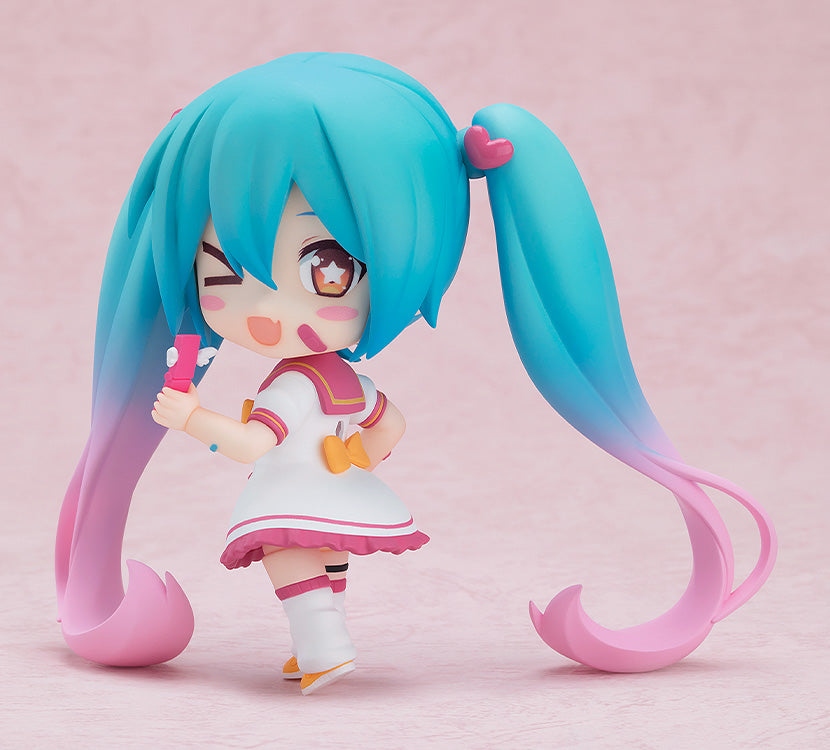 12-08-2026 Good Smile - Nendoroid 黏土人 No.3090 初音未來 M@GICAL☆CURE! LOVE ♡ SHOT! Ver. Y7273
