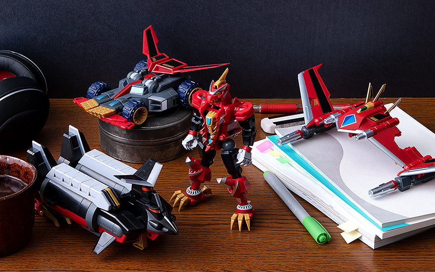 21-05-2025 Good Smile - [THE 合體]《Gridman Universe》合體龍人DX DYNAZENON (再販) Y20000