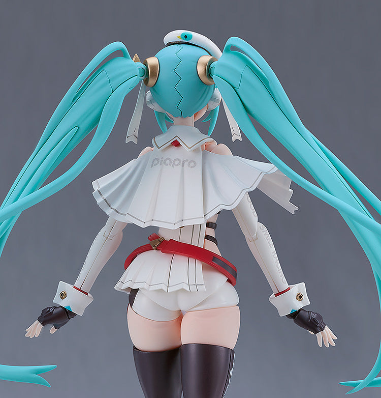 25-06-2025 Good Smile RACING - PLAMATEA《初音未來GT計畫》賽車未來 : 2023 Ver. (再販) Y7545 組裝模型