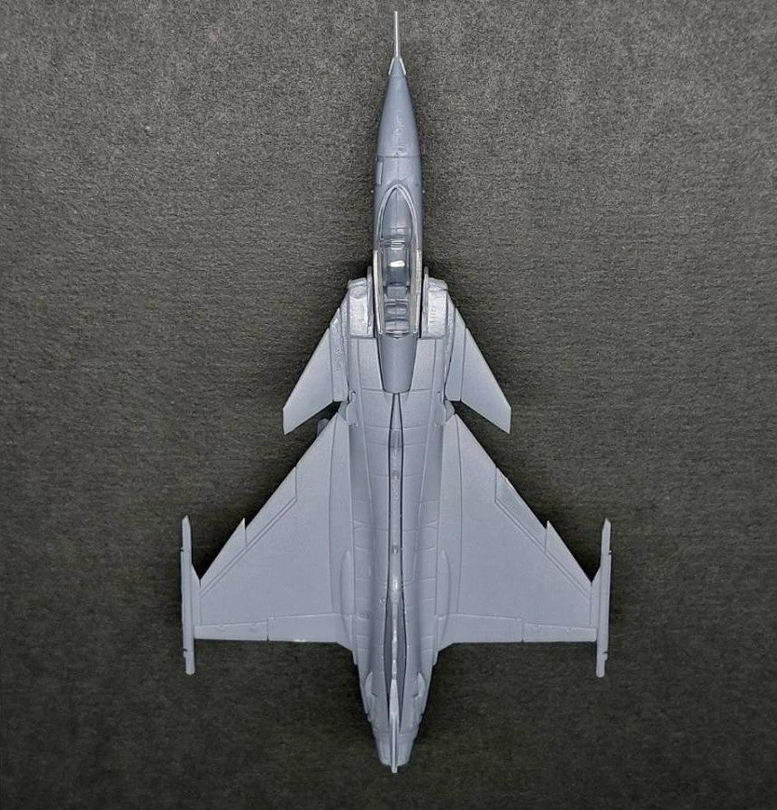 01-10-2025 HMA - 1/144 JAS39 獅鷲戰鬥機 Gripen (Renewal版) Y2200 組裝模型