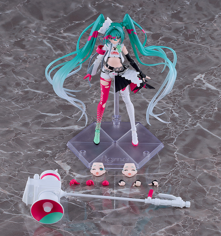 31-12-2025 Good Smile - Figma #SP-174《初音未來GT計畫》賽車未來 2025Ver. Y12545