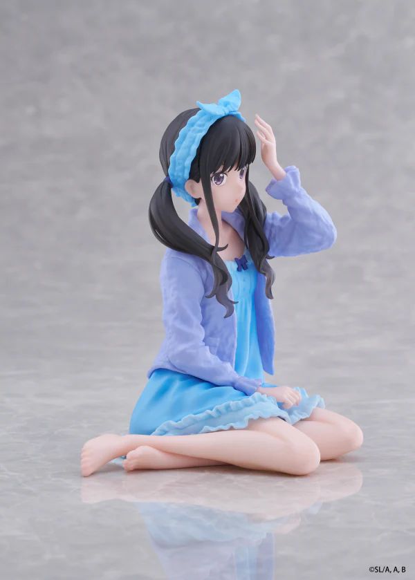 14-04-2025 TAITO - Lycoris Recoil 《Lycoris Recoil 莉可麗絲》Desktop Cute Figure - Takina Inoue 井之上瀧奈(Roomwear Ver.) ~居家服造型~Y2100 PVC