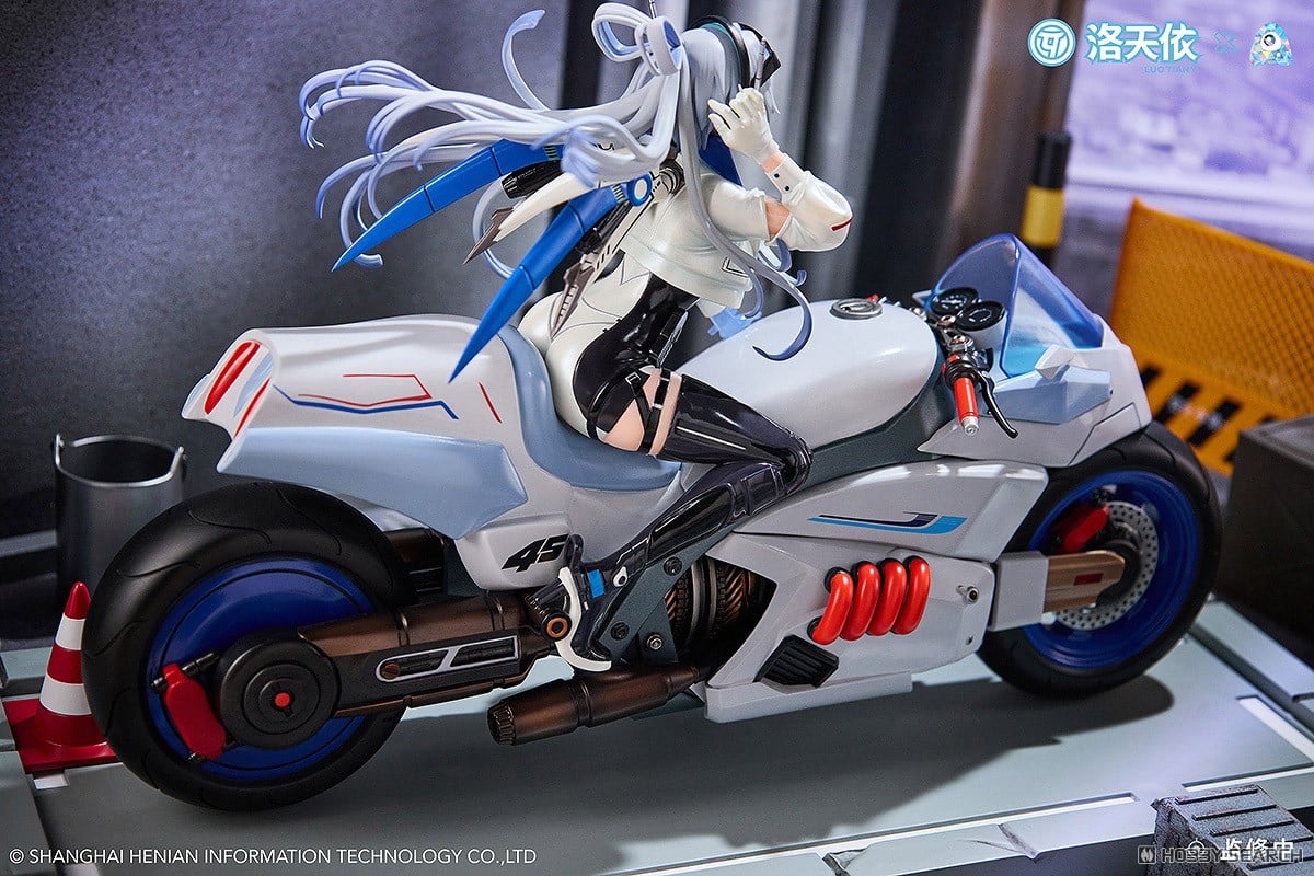 07-01-2026 A･DIMENSION - 1/7《Vsinger》永恆系列 洛天依 復古未來風暴車手Ver. Y27000 PVC