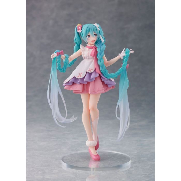 27-01-2025 TAITO - Character Vocal Series 01: Hatsune Miku Wonderland Figure - Rapunzel Y2300 PVC