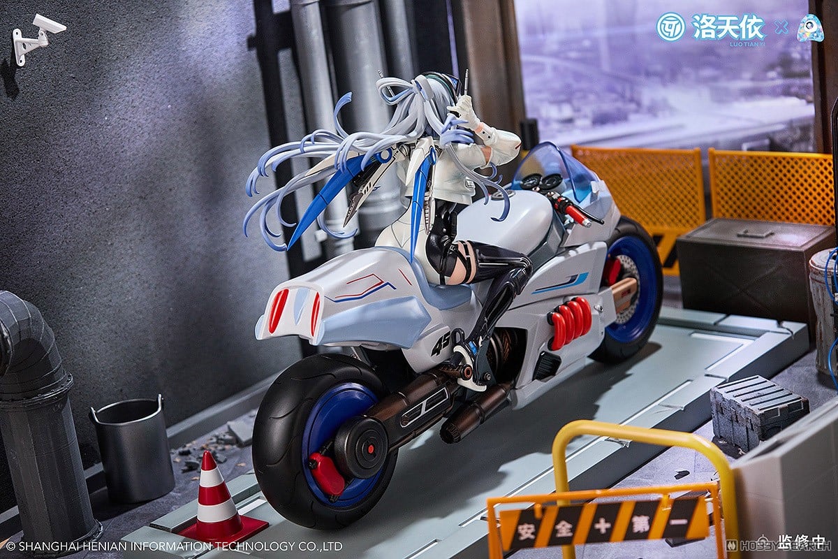 07-01-2026 A･DIMENSION - 1/7《Vsinger》永恆系列 洛天依 復古未來風暴車手Ver. Y27000 PVC