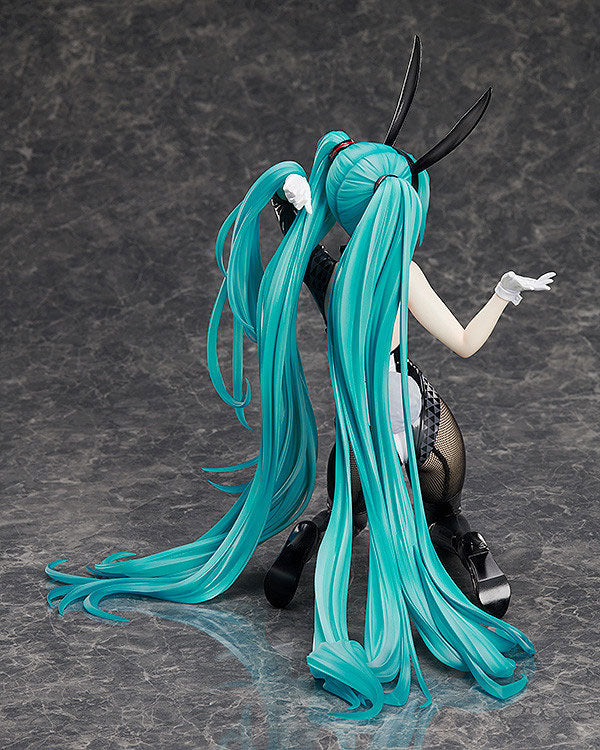 15-07-2026 FREEing - 1/4 初音未來 : 兔女郎 Ver. (原畫 : 三目YYB) (再販) Y40000 PVC