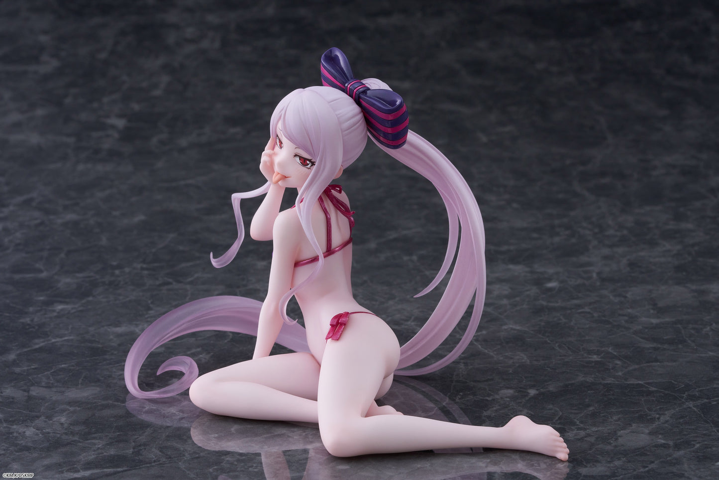 20-01-2025 TAITO - Overlord Desktop Cute Figure - Shalltear (Swimsuit Ver.) Y2300 PVC