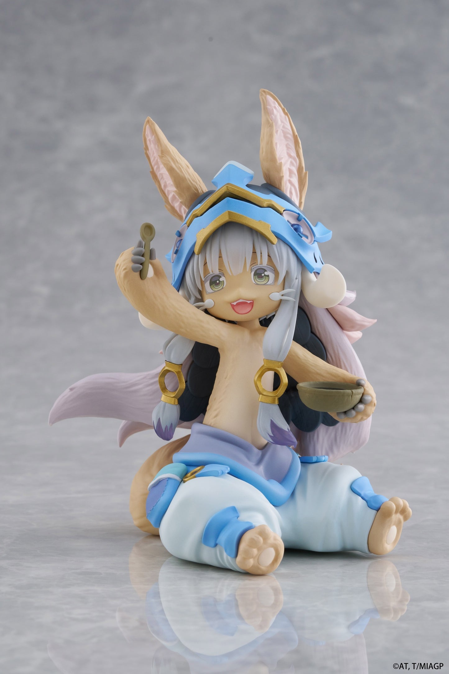 31-03-2026 TAITO - 《來自深淵烈日黃金鄉》Desktop Cute Figure - 娜娜奇 (吃飯時間Ver.) Y2600 PVC