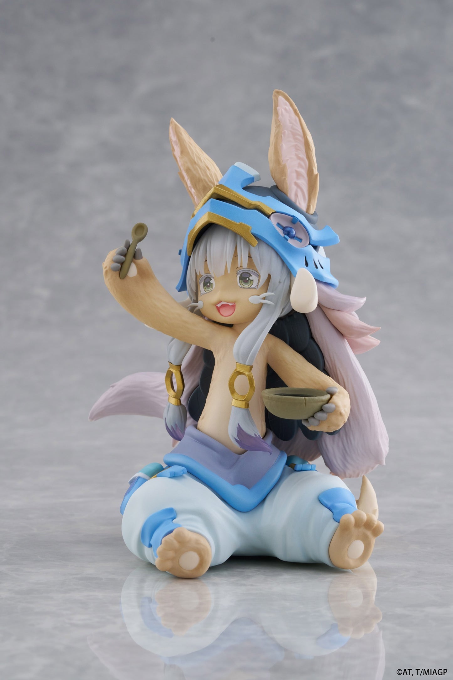 31-03-2026 TAITO - 《來自深淵烈日黃金鄉》Desktop Cute Figure - 娜娜奇 (吃飯時間Ver.) Y2600 PVC