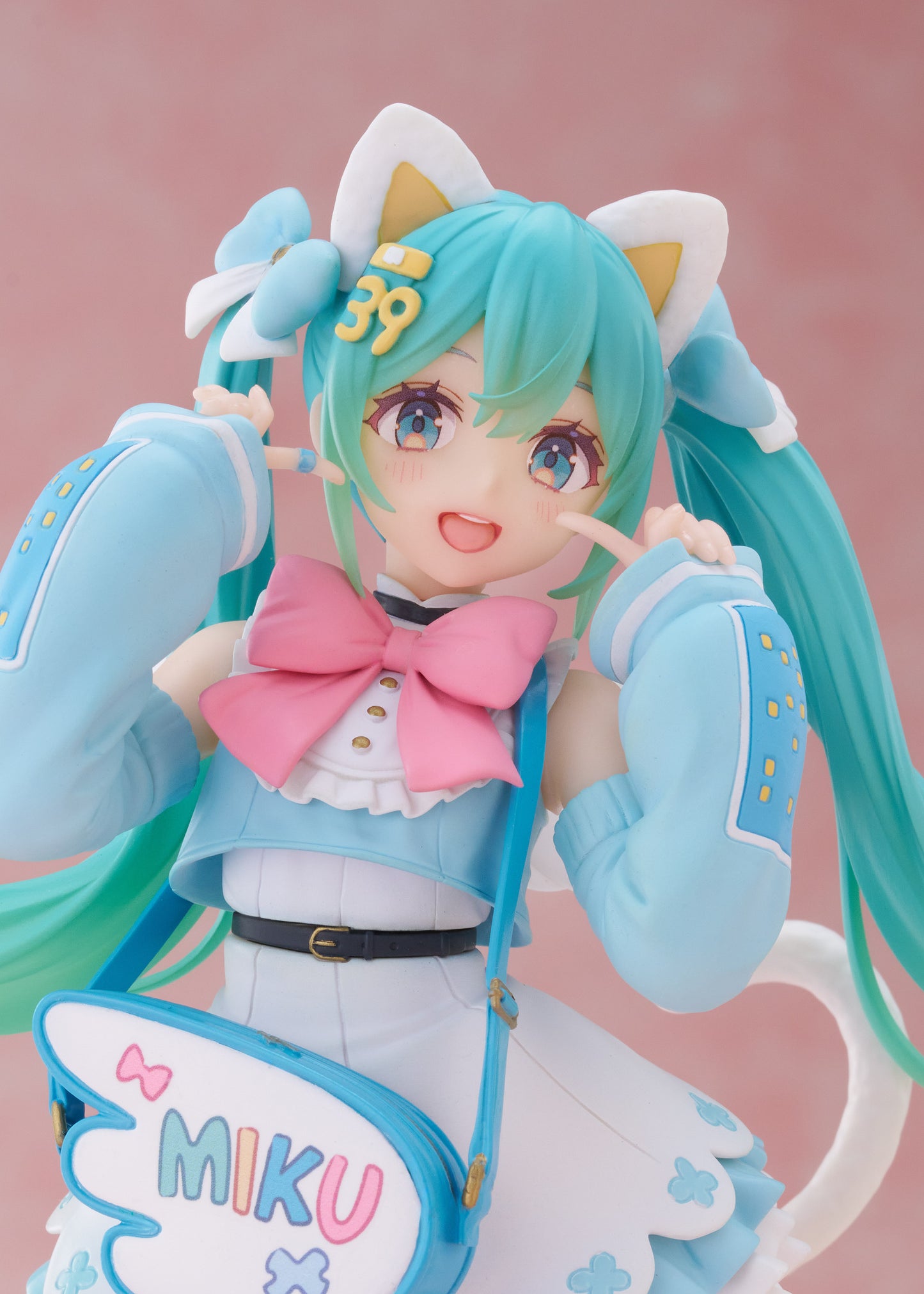 16-09-2025 TAITO - 初音未來 Figure - Fashion (Fancy Ver.) Y2300 PVC