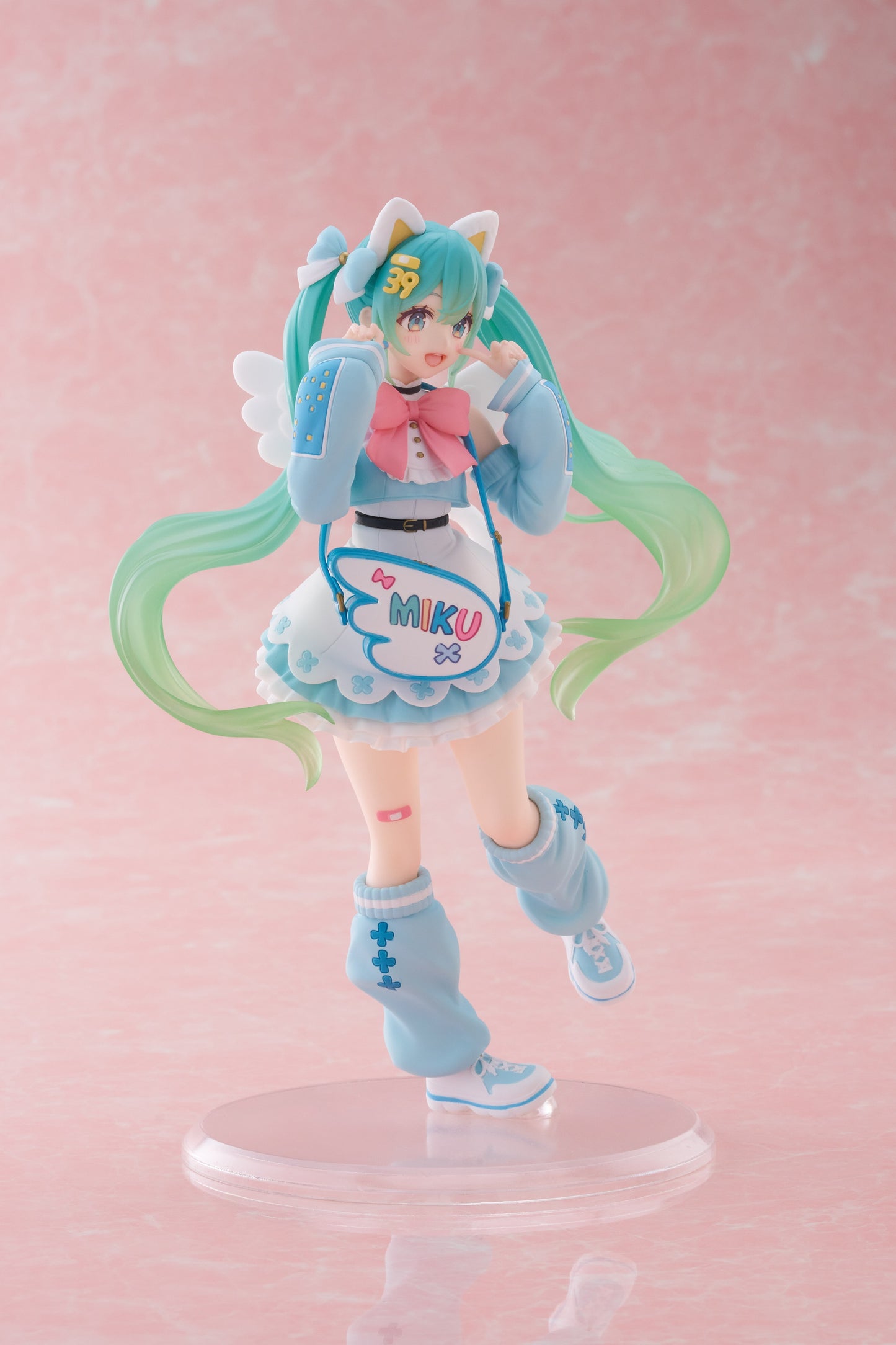 16-09-2025 TAITO - 初音未來 Figure - Fashion (Fancy Ver.) Y2300 PVC