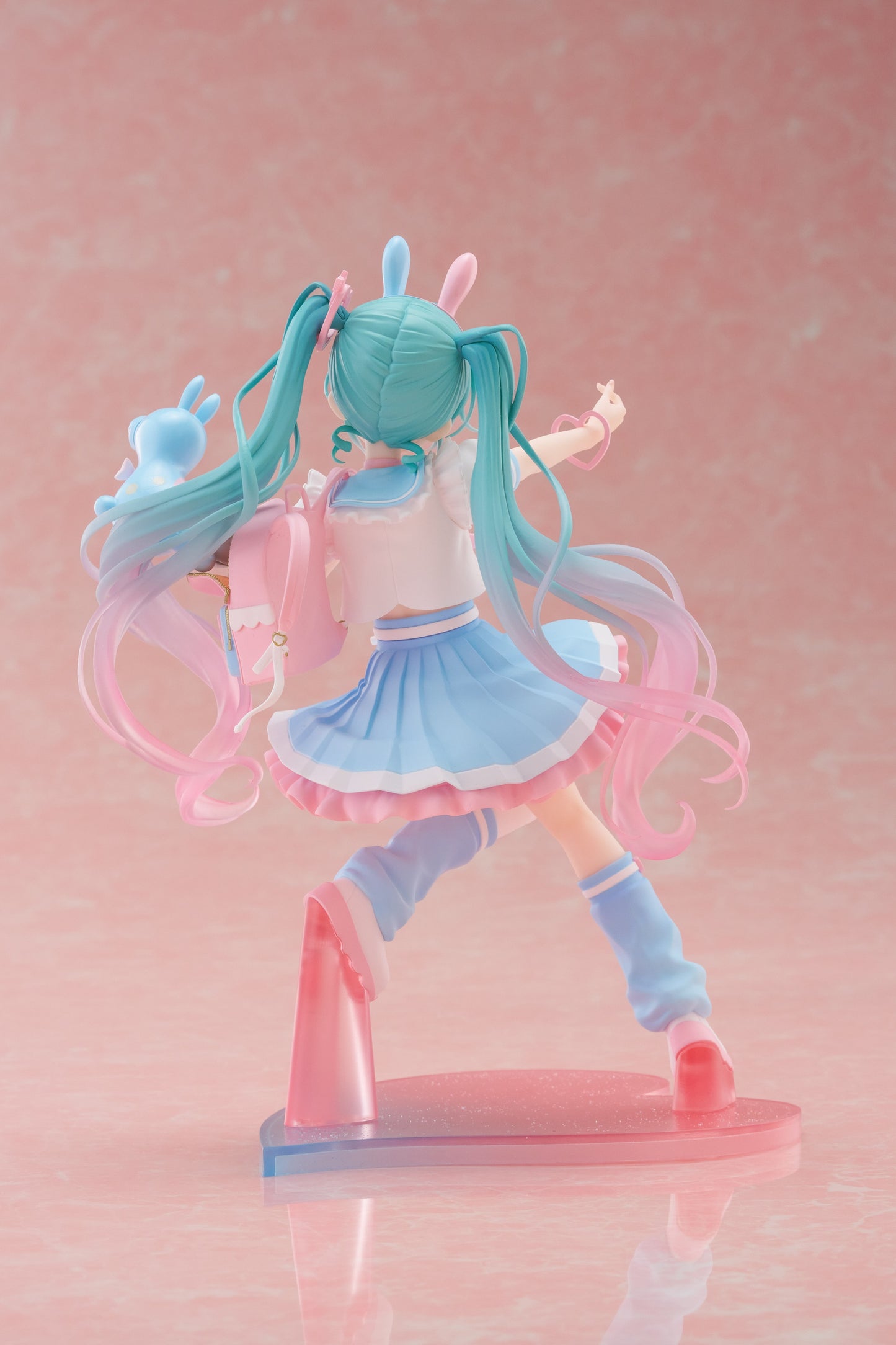 17-11-2025 Taito -《初音未來》初音未來 × RODY Newley Written Figure Y7200 PVC