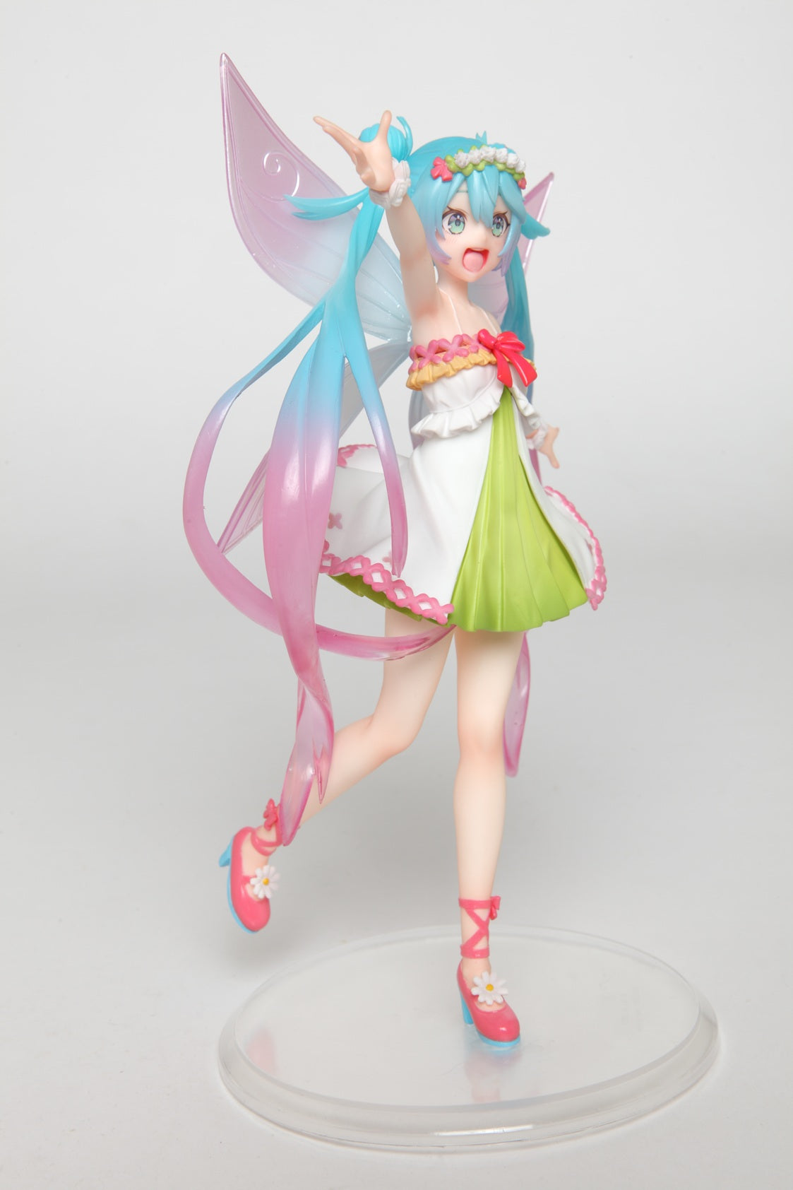23-12-2025 TAITO - 初音未來 Figure 第三季 春季精靈 Ver. (再販) Y2400 PVC