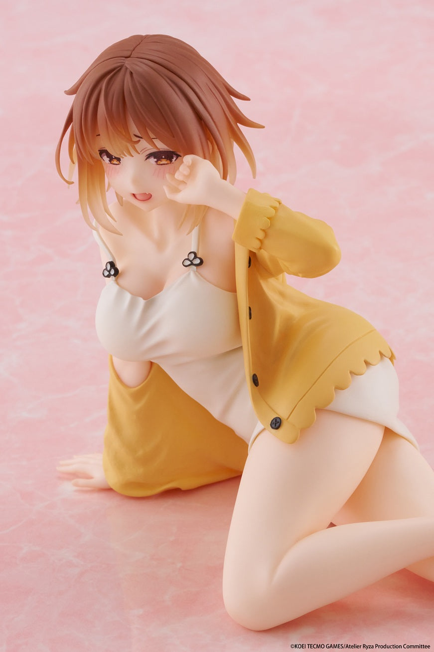 12-05-2026 TAITO -《萊莎的煉金工房 ~常暗女王與秘密藏身處~》Desktop Cute Figure 萊莎~睡衣~ (再販) Y2500 PVC