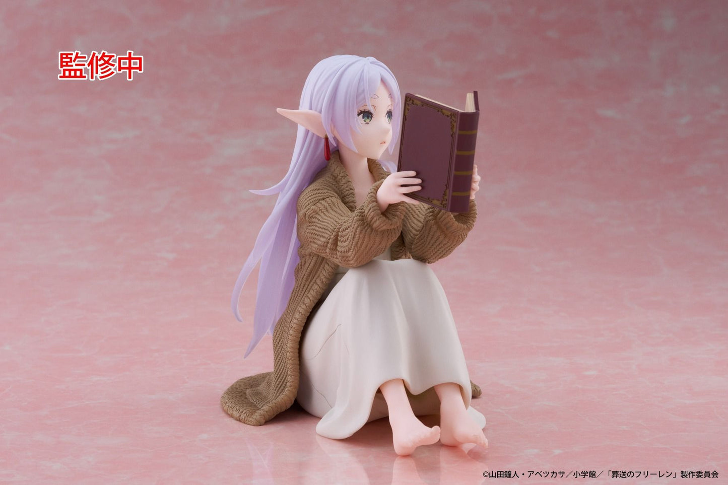 21-10-2025 TAITO - Frieren: Beyond Journey's End Desktop Cute Figure - Frieren (Roomwear Ver.) Y2300 PVC